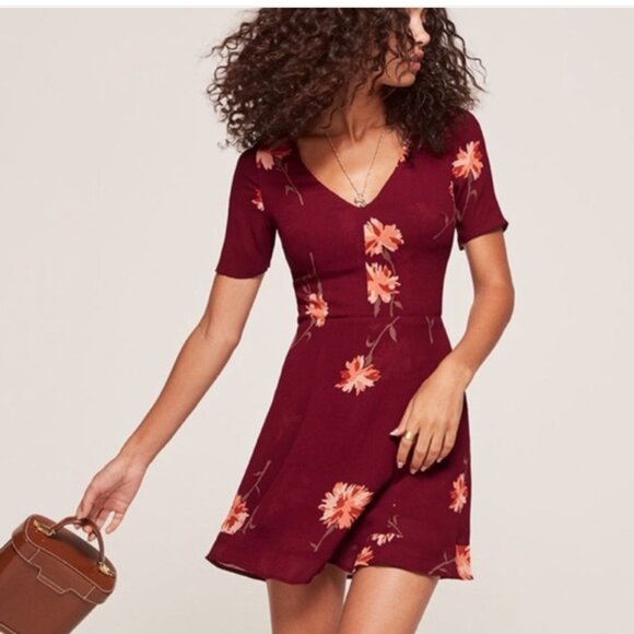 REFORMATION Gabriella Short Sleeve V-Neck Mini Dress size 0/XS - Picture 1 of 5